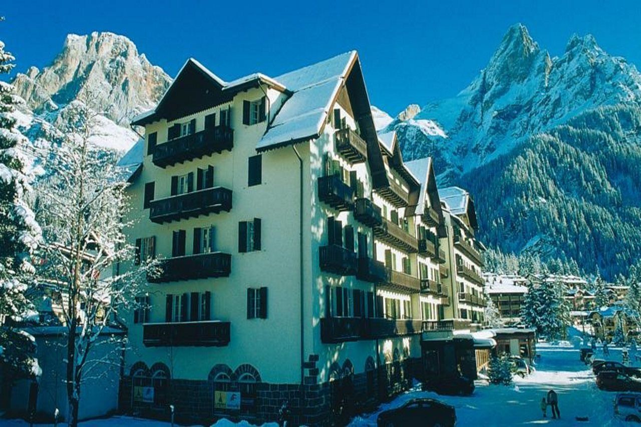 Th San Martino - Majestic Dolomiti Hotel San Martino Di Castrozza Bagian luar foto