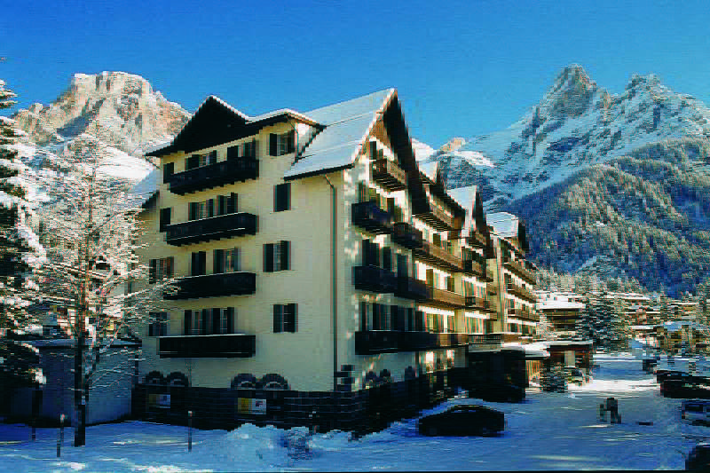 Th San Martino - Majestic Dolomiti Hotel San Martino Di Castrozza Bagian luar foto